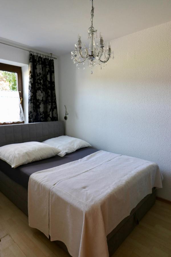 Biburg86420 Apartamento Exterior foto